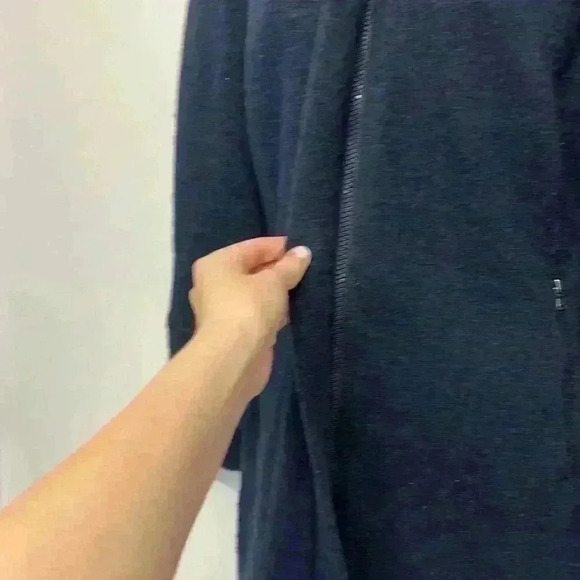 Akini xs Long blue jacket and polyester - Picture 3 of 7